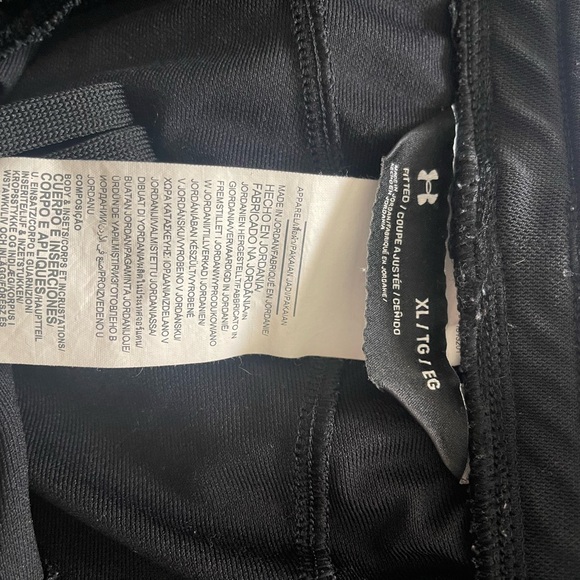 Black Under Armour joggers XL - Picture 3 of 3